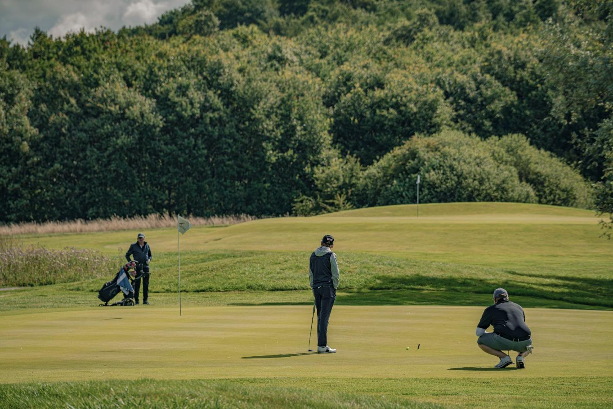 Tegelvillan Pa Golfbanan Oxie Экстерьер фото
